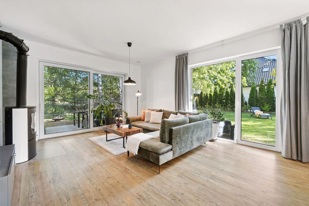 dom wolnostojący, 6 pokoi Adamówek, ul. Graniczna. Zdjęcie 2