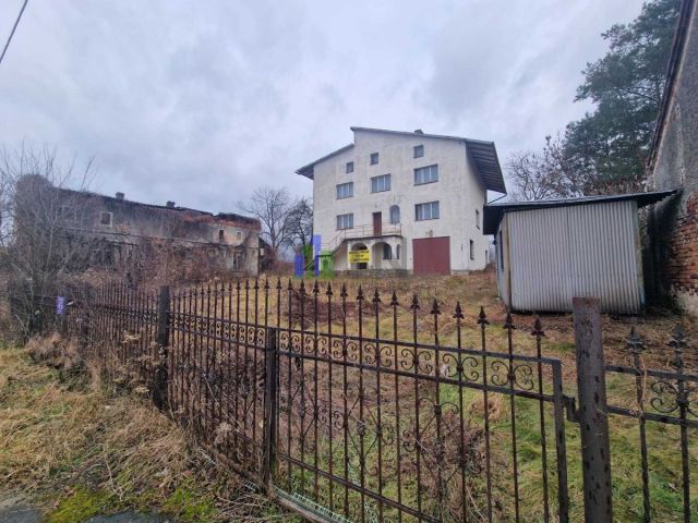 dom wolnostojący, 9 pokoi Ratowice. Zdjęcie 1