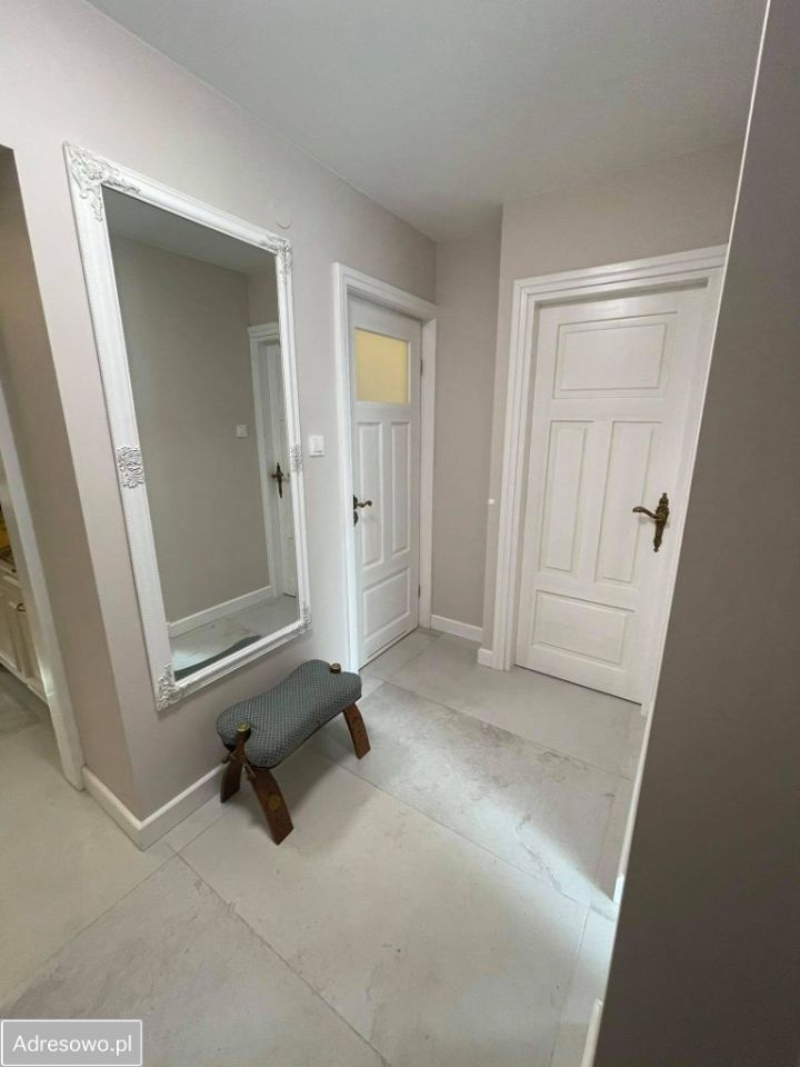 dom wolnostojący, 4 pokoje Falęcice. Zdjęcie 2