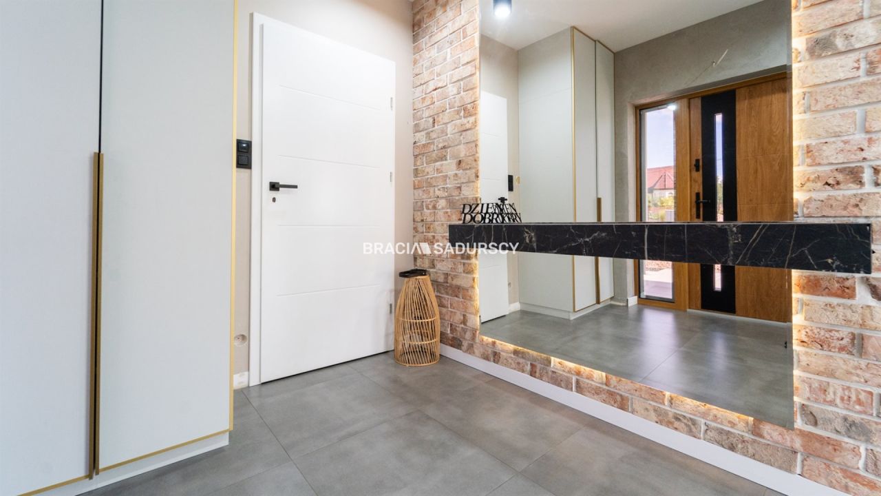 dom wolnostojący, 5 pokoi Marcyporęba, ul. Spacerowa. Zdjęcie 28