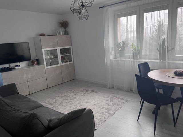 Mieszkanie 3-pokojowe Dębica, ul. 3 Maja. Zdjęcie 1