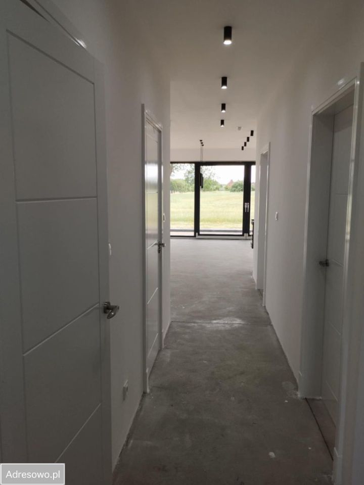 dom wolnostojący, 5 pokoi Sadkowo. Zdjęcie 13