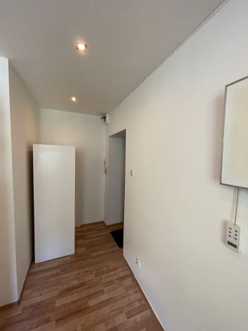 Mieszkanie 1-pokojowe Gliwice, ul. bł. Czesława. Zdjęcie 1