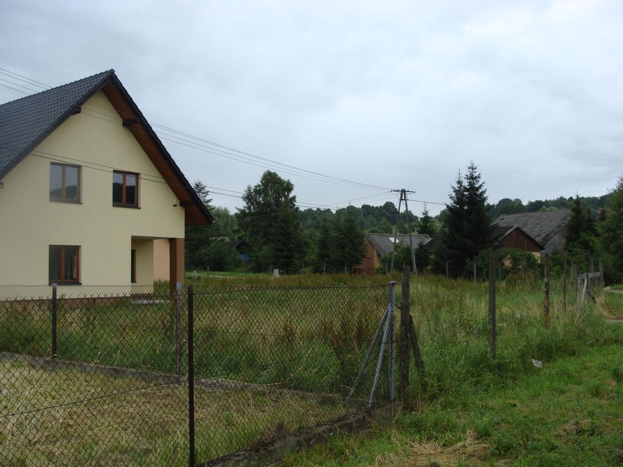 dom wolnostojący, 4 pokoje Stadniki. Zdjęcie 3