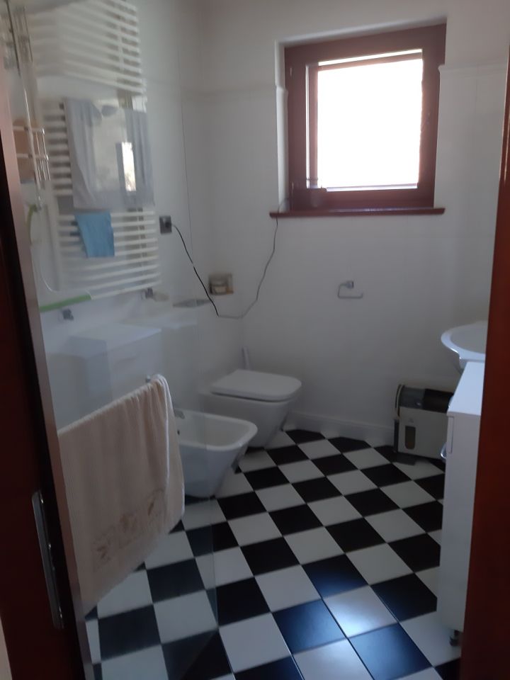 dom wolnostojący, 4 pokoje Domyśl. Zdjęcie 37