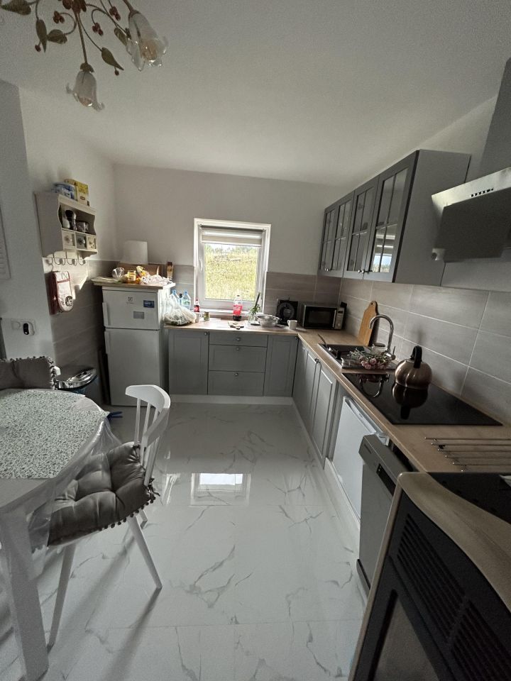 dom wolnostojący, 4 pokoje Żółte. Zdjęcie 27