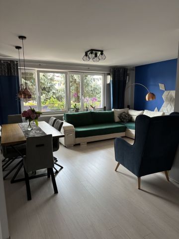 Mieszkanie 3-pokojowe Sanok Śródmieście, ul. Kościuszki. Zdjęcie 1