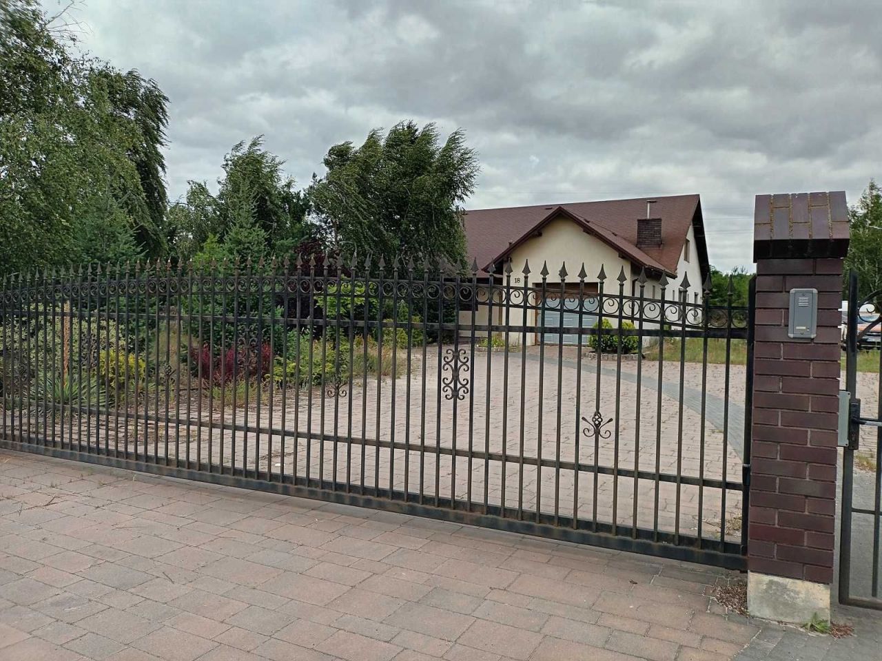 dom wolnostojący, 4 pokoje Sochaczew, ul. Batalionów Chłopskich. Zdjęcie 3