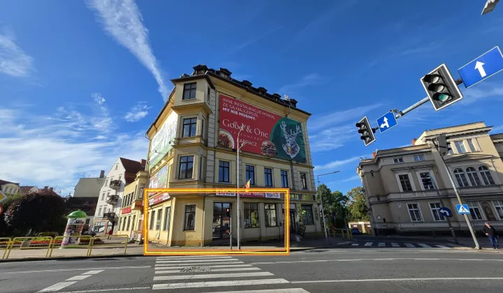 Lokal Jelenia Góra Centrum, pl. Niepodległości