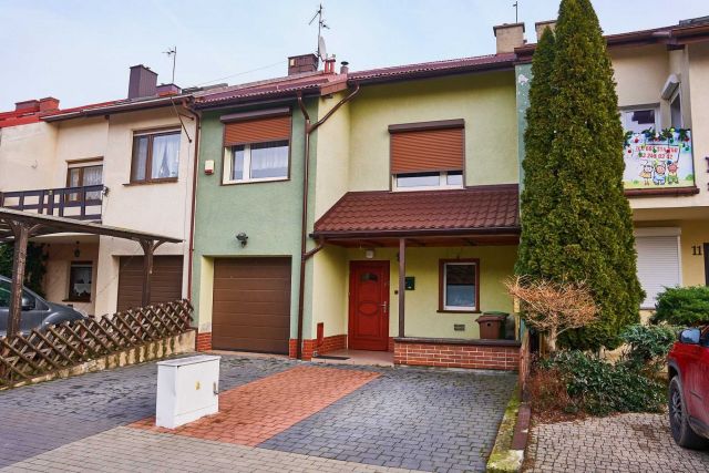 dom szeregowy, 5 pokoi Konin Chorzeń, ul. Augusta Poniatowskiego. Zdjęcie 1