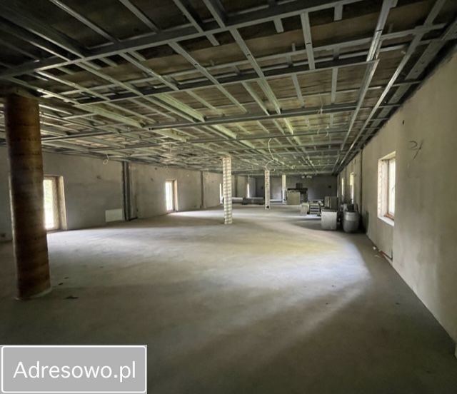 Hala/magazyn Parznice. Zdjęcie 6