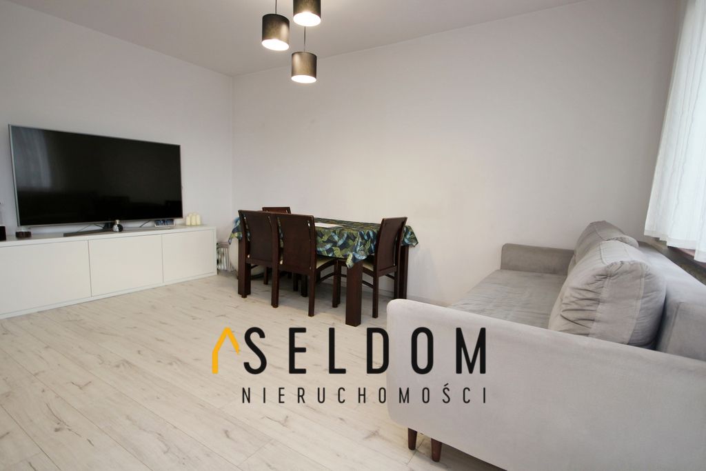 Mieszkanie 4-pokojowe Konin, ul. Józefa Piłsudskiego. Zdjęcie 3