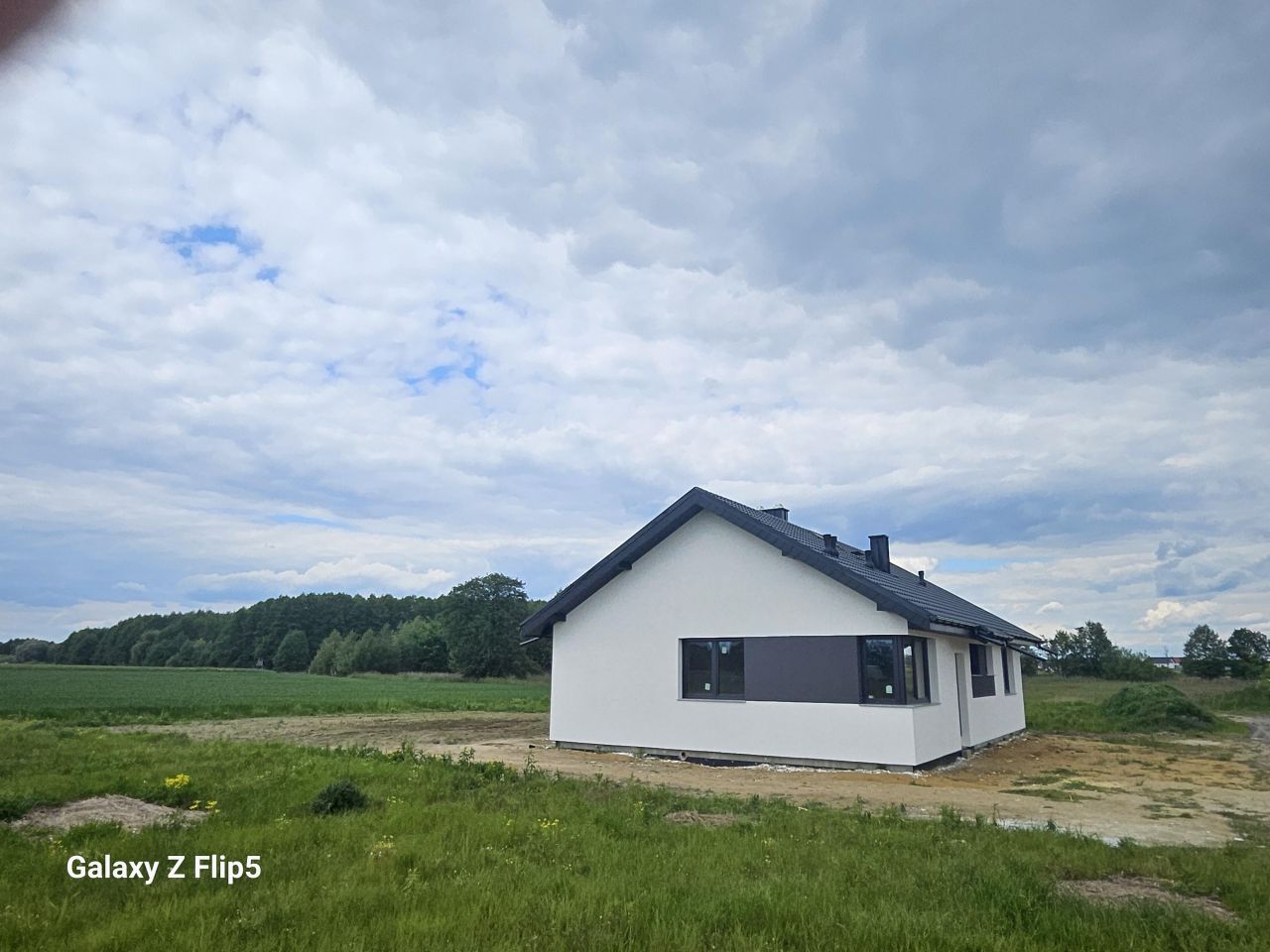 dom wolnostojący, 3 pokoje Nowosiedlice. Zdjęcie 2