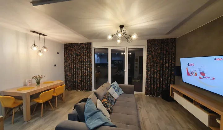 dom szeregowy, 5 pokoi Zabrze Pawłów