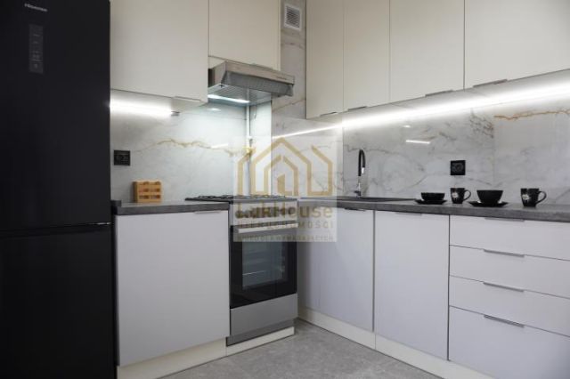 Mieszkanie 3-pokojowe Bytom, ul. Stanisława Witczaka. Zdjęcie 3