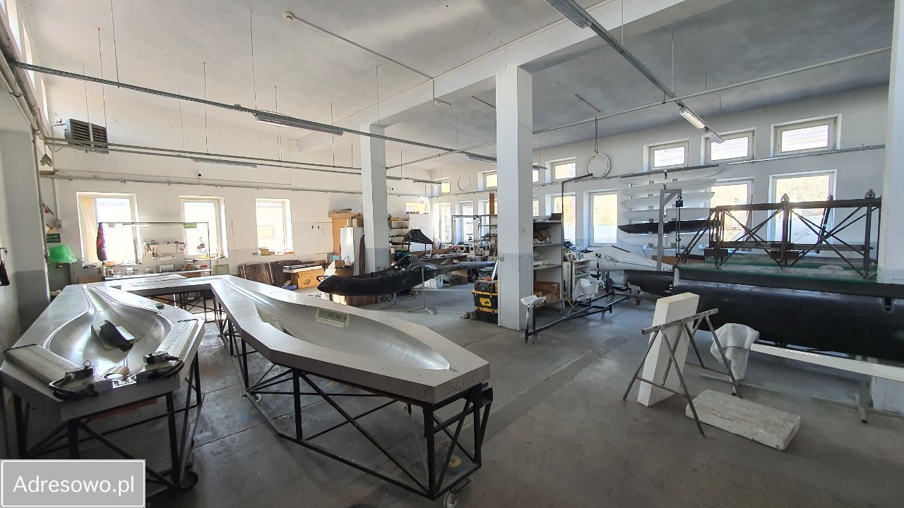 Hala/magazyn Korczyna. Zdjęcie 15