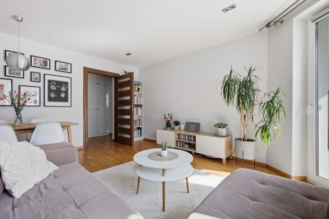 Mieszkanie 3-pokojowe Warszawa Ochota, ul. Włodarzewska. Zdjęcie 2