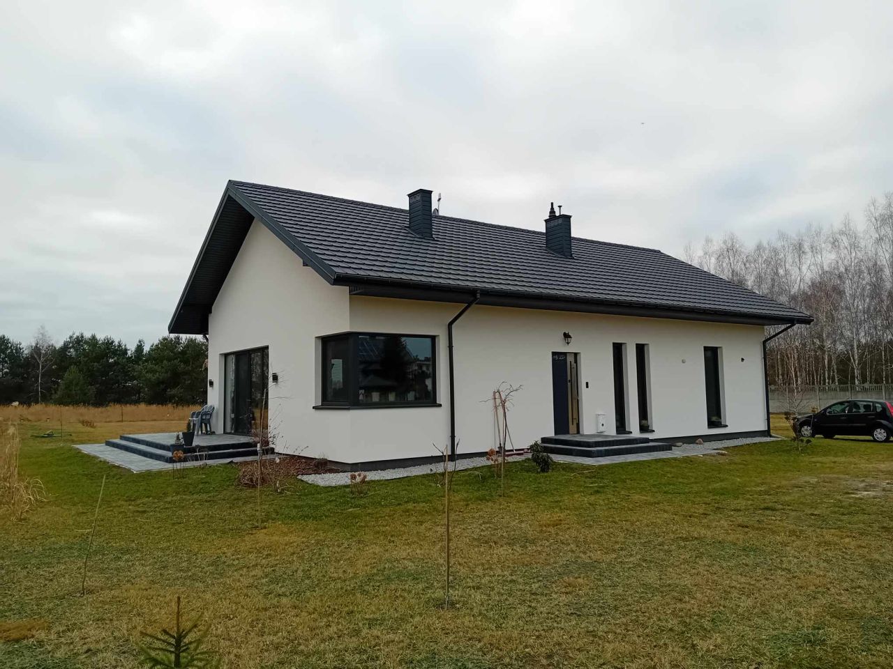 dom wolnostojący, 5 pokoi Gniewoszów. Zdjęcie 1