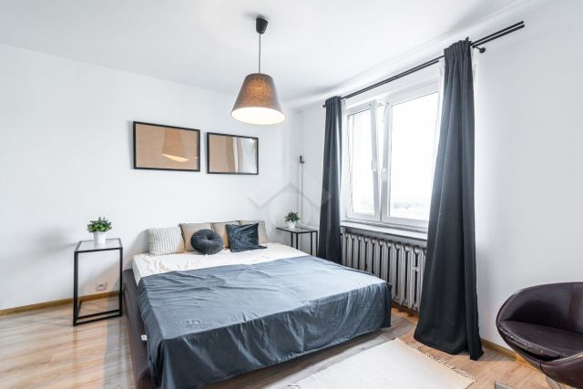 Mieszkanie 3-pokojowe Kraków Kurdwanów, ul. Marii i Bolesława Wysłouchów. Zdjęcie 1