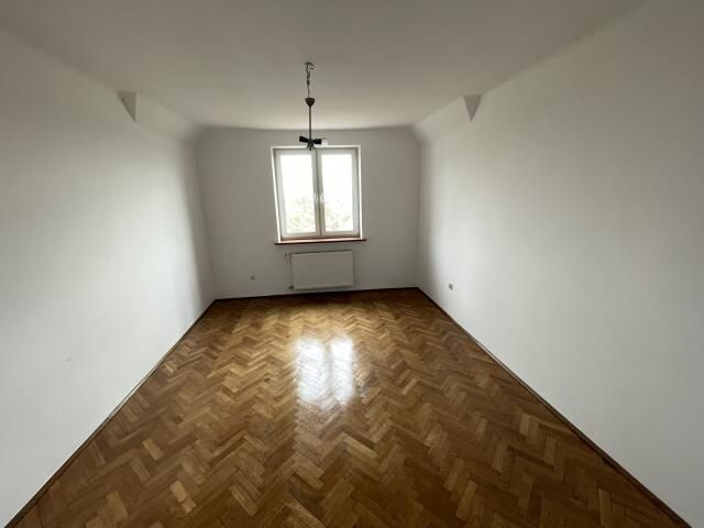 dom wolnostojący, 7 pokoi Kraków Krowodrza. Zdjęcie 9
