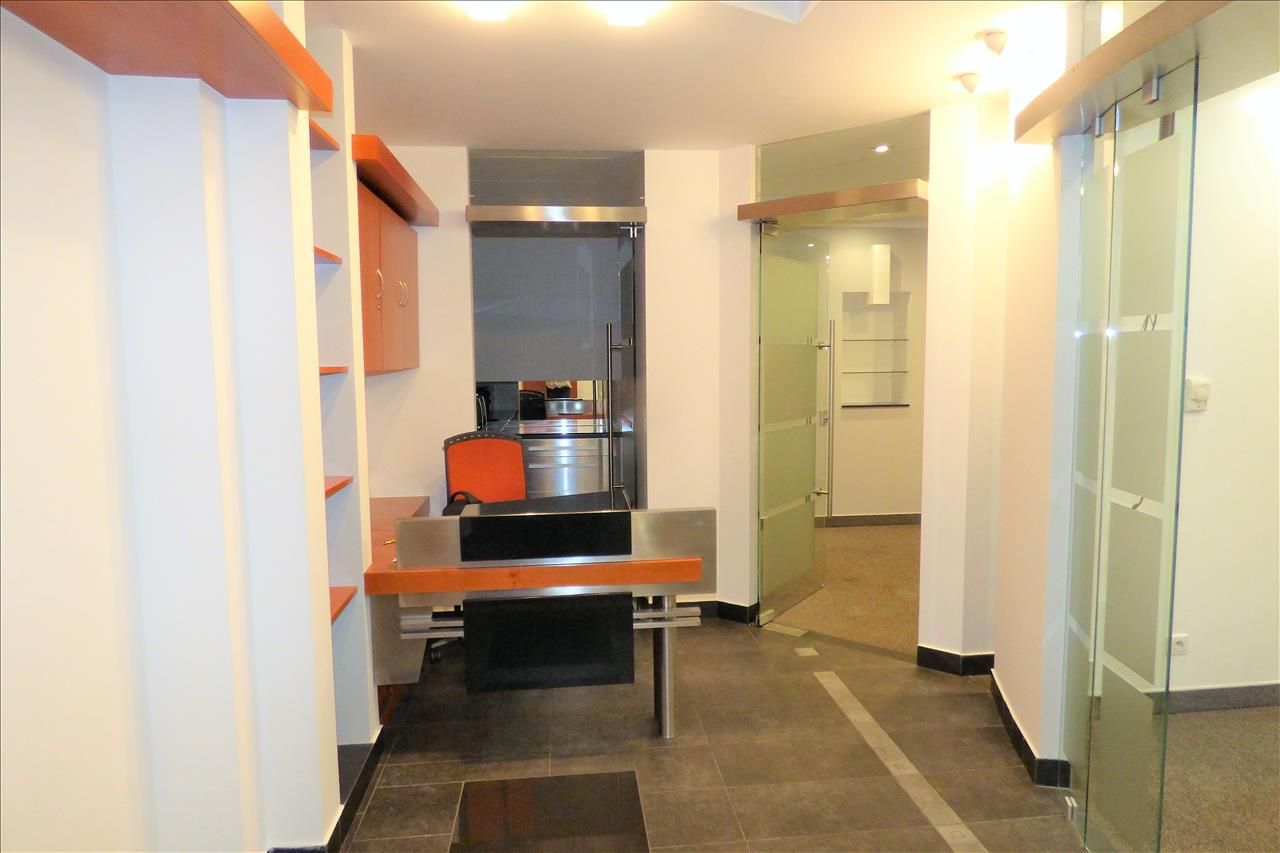 Biuro Warszawa Śródmieście, ul. Grzybowska. Zdjęcie 4