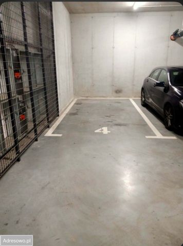 Garaż/miejsce parkingowe Kraków Krowodrza, ul. Wrocławska. Zdjęcie 1