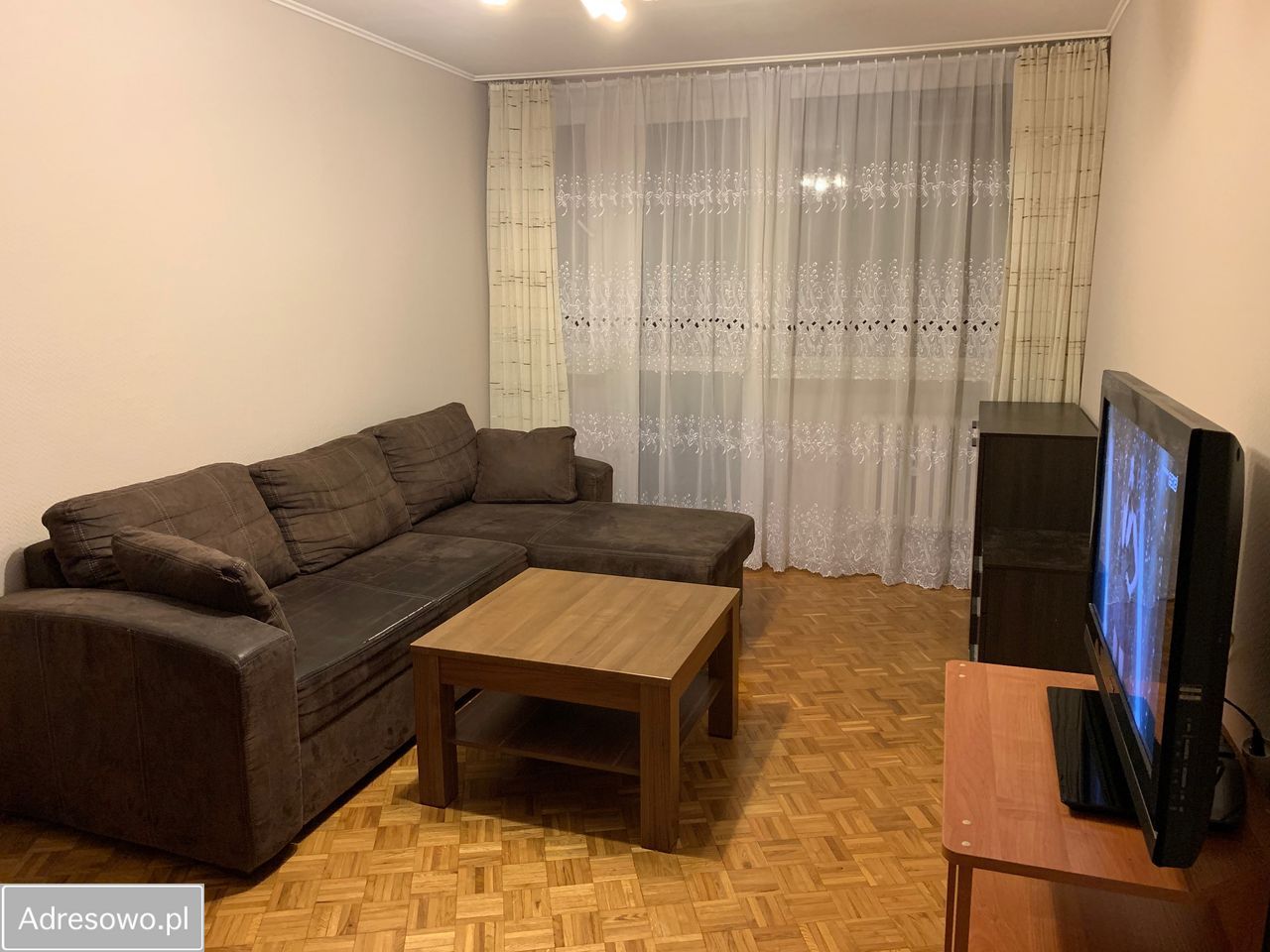Mieszkanie 4-pokojowe Wrocław Gądów Mały, ul. Kwiska. Zdjęcie 1