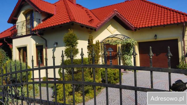 dom wolnostojący, 6 pokoi Modła. Zdjęcie 1