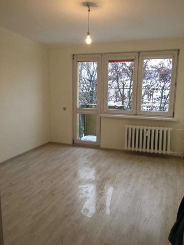 Mieszkanie 3-pokojowe Słupsk Centrum, ul. Gustawa Morcinka. Zdjęcie 1