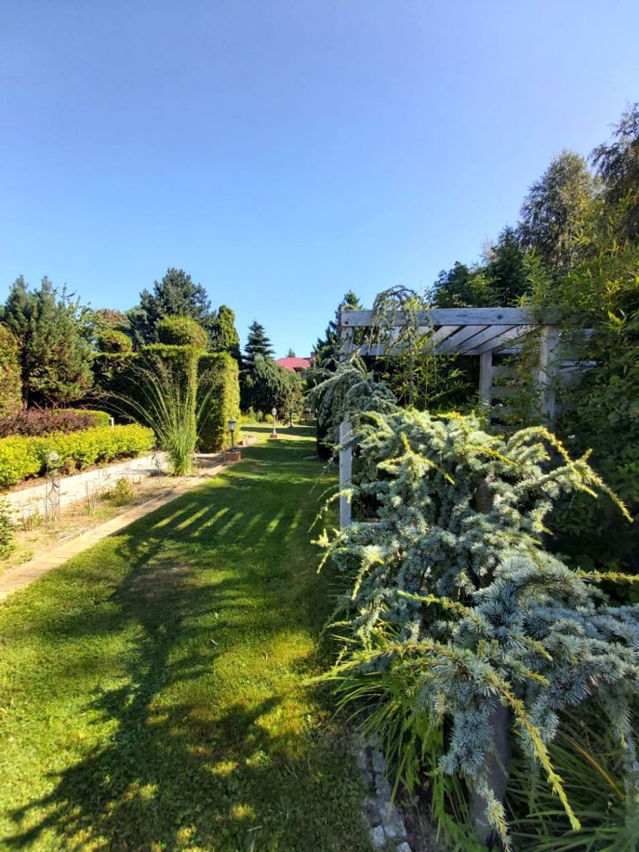 bliźniak, 8 pokoi Jasień. Zdjęcie 7