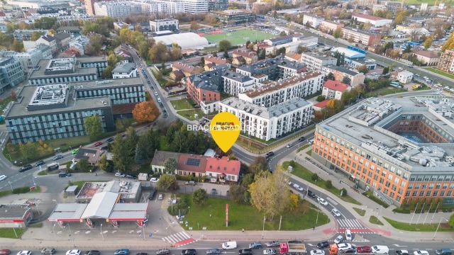 dom szeregowy, 13 pokoi Kraków, ul. Powstańców Wielkopolskich. Zdjęcie 2