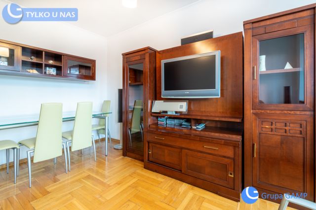 Mieszkanie 2-pokojowe Kraków, ul. Kazimierza Wielkiego. Zdjęcie 3