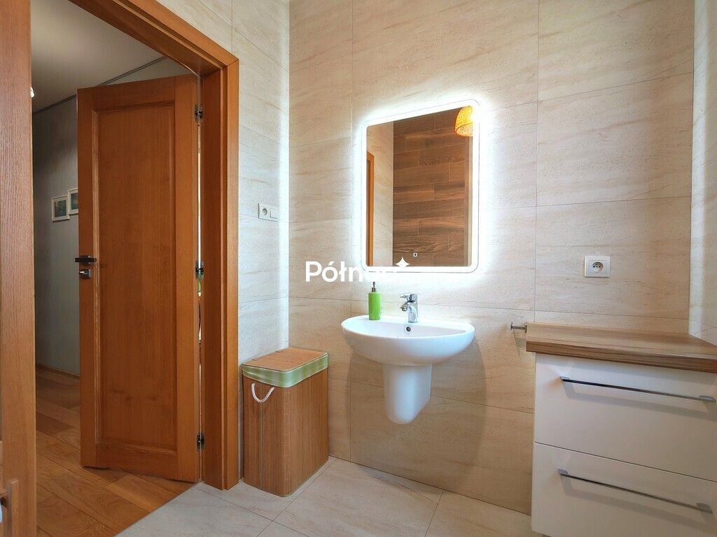 dom wolnostojący, 5 pokoi Łask. Zdjęcie 9