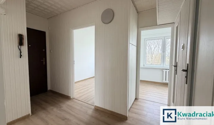 Mieszkanie 3-pokojowe Krosno, ul. Wojska Polskiego