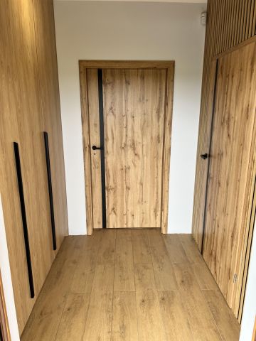 dom wolnostojący, 5 pokoi Konopnica. Zdjęcie 11