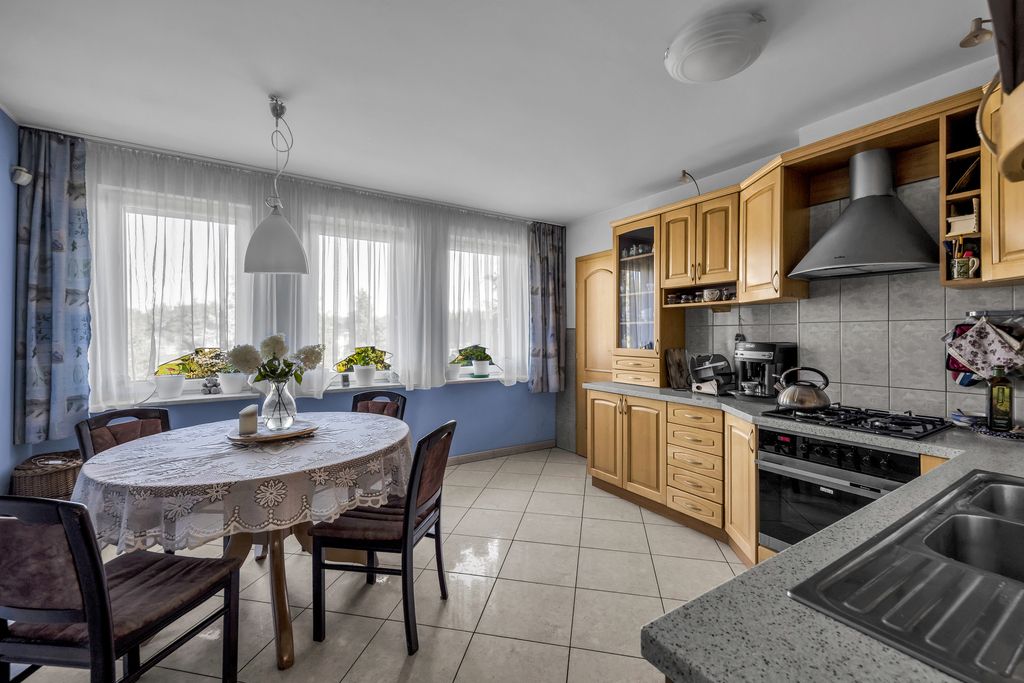 dom wolnostojący, 8 pokoi Kalisz, ul. Żwirki i Wigury. Zdjęcie 32