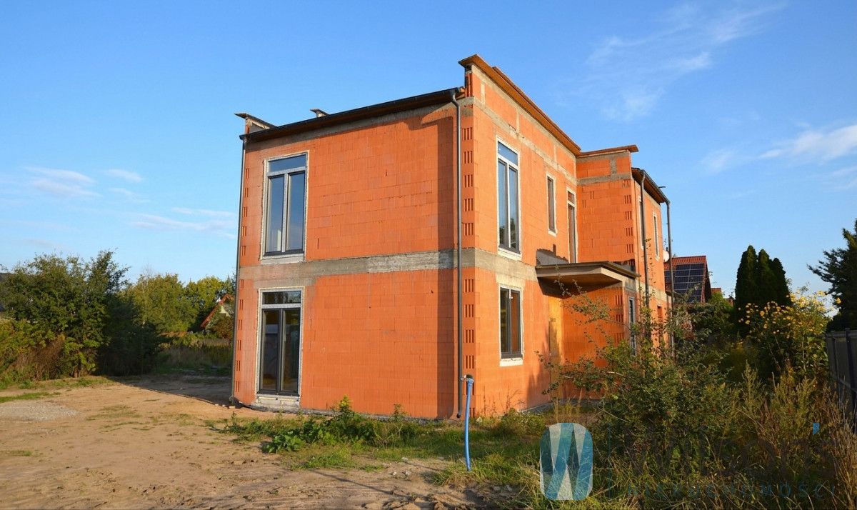 bliźniak, 6 pokoi Łomianki. Zdjęcie 5