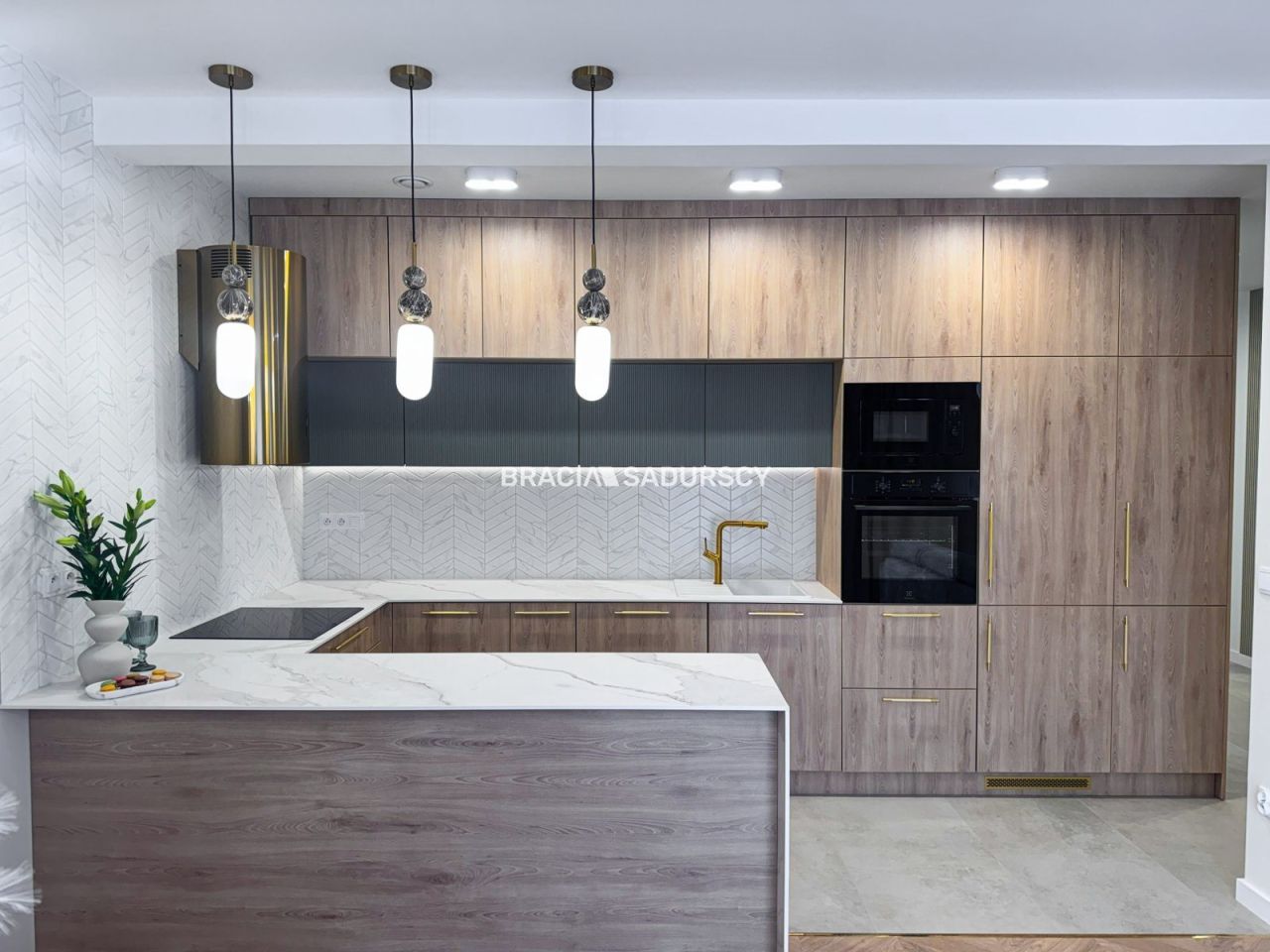 Mieszkanie 5-pokojowe Niepołomice. Zdjęcie 2