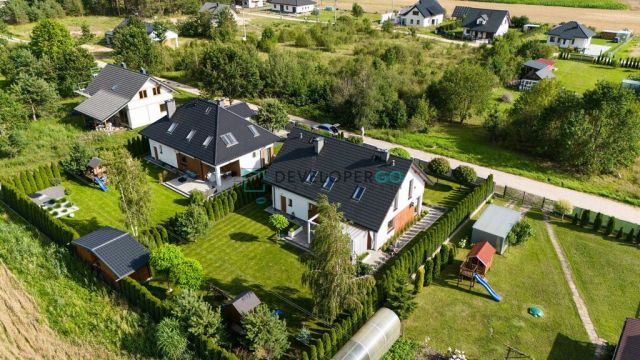 dom wolnostojący, 5 pokoi Zwierki. Zdjęcie 4