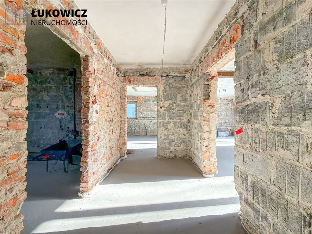 dom wolnostojący, 15 pokoi Jeleśnia. Zdjęcie 10