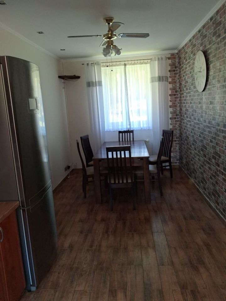 Mieszkanie 3-pokojowe Chałupy. Zdjęcie 2