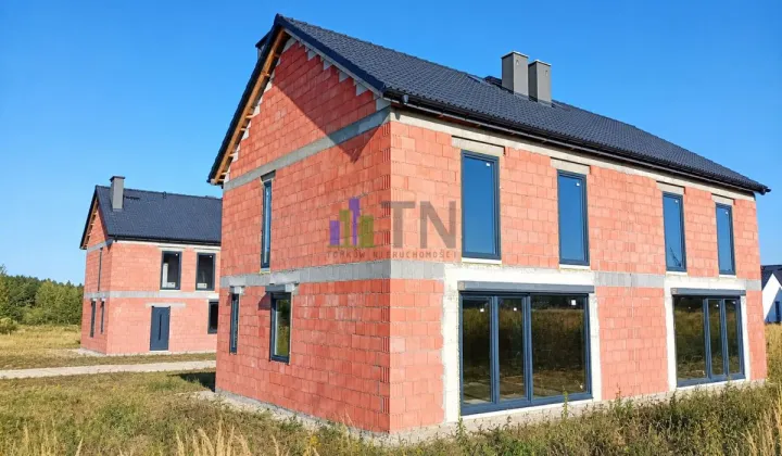 bliźniak, 5 pokoi Wojnowice