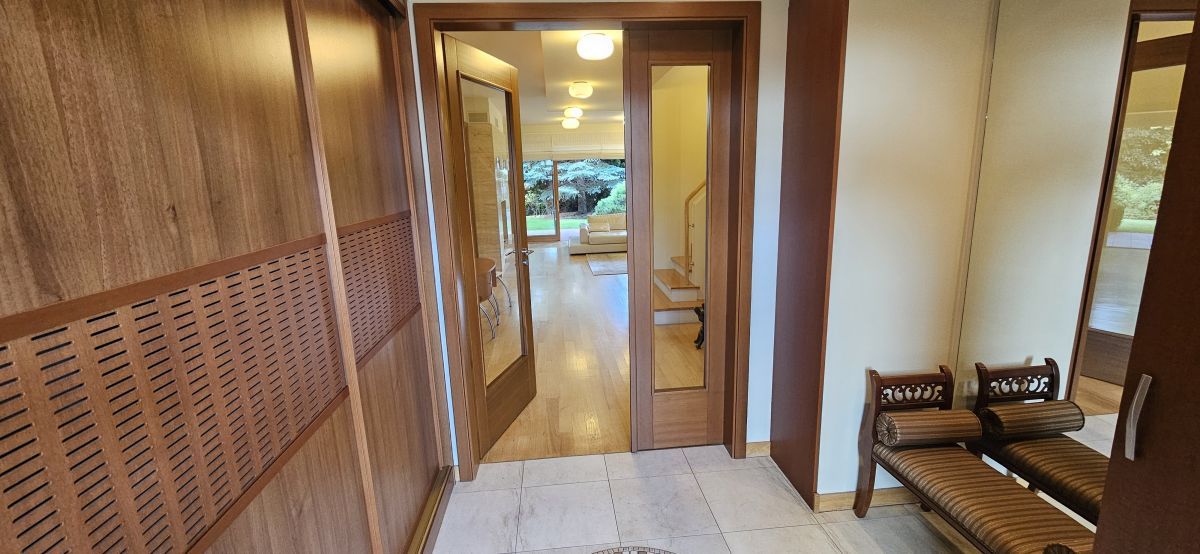 dom wolnostojący, 6 pokoi Smolec. Zdjęcie 5