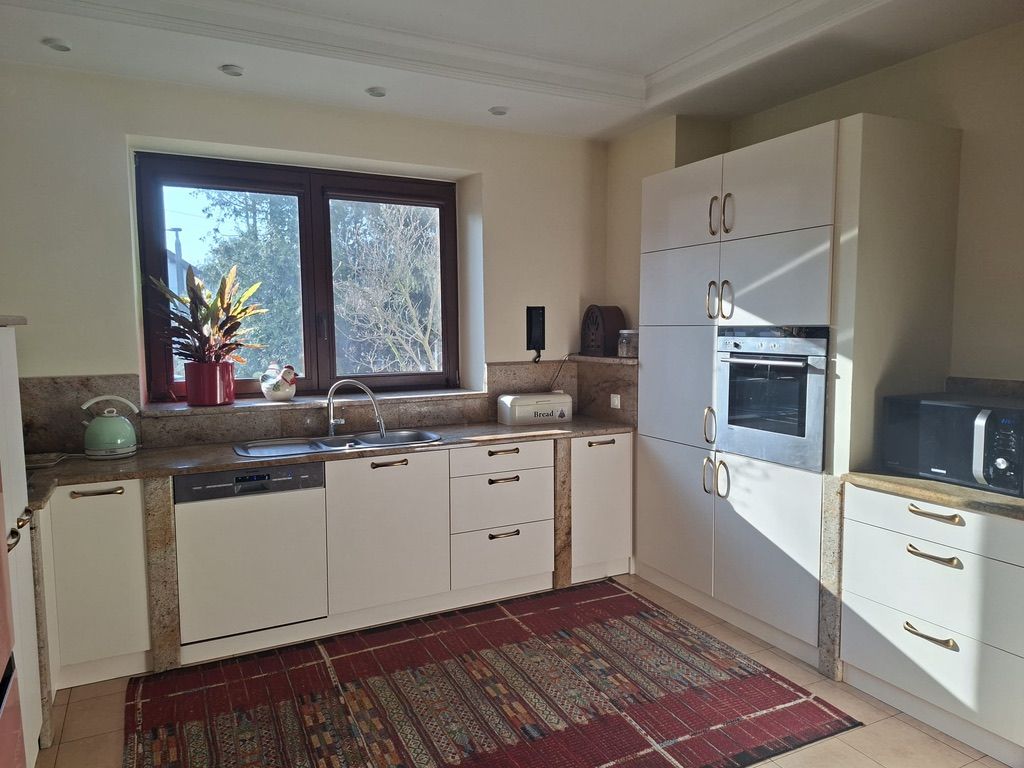 dom wolnostojący, 7 pokoi Józefów, ul. Krótka. Zdjęcie 5