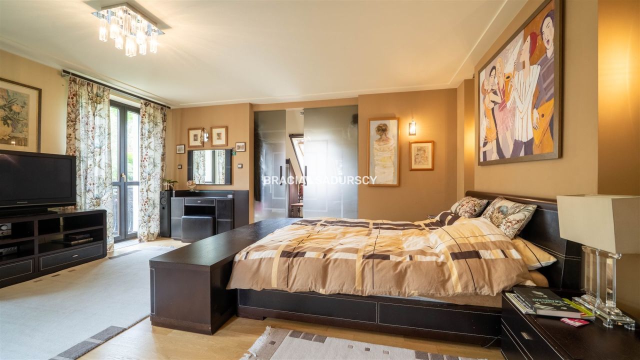 dom wolnostojący, 6 pokoi Bibice, ul. Kwiaty Polne. Zdjęcie 13