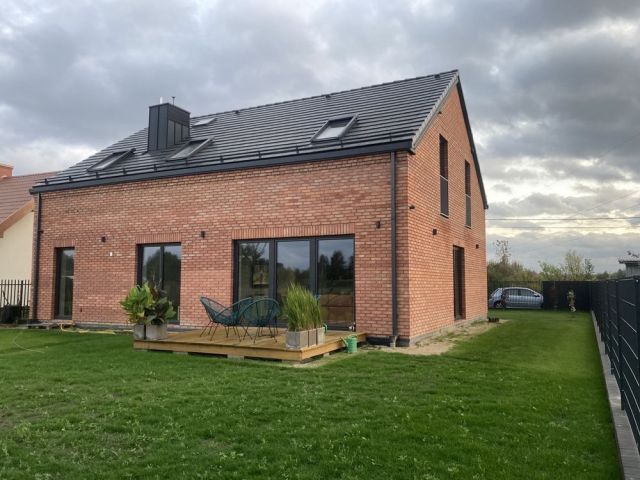 dom wolnostojący Radzymin, ul. Władysława IV. Zdjęcie 1