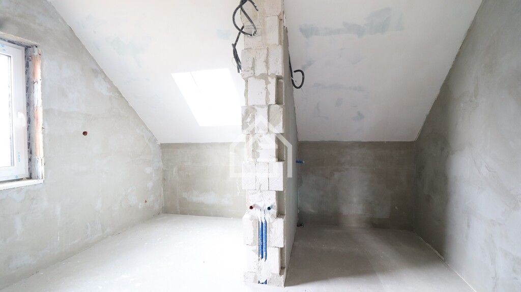 dom wolnostojący, 5 pokoi Czyżów. Zdjęcie 11