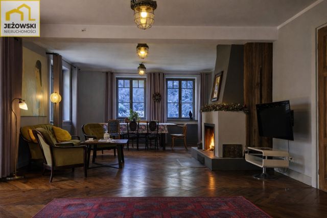 dom wolnostojący, 8 pokoi Kazimierz Dolny, ul. Nadedworce. Zdjęcie 2