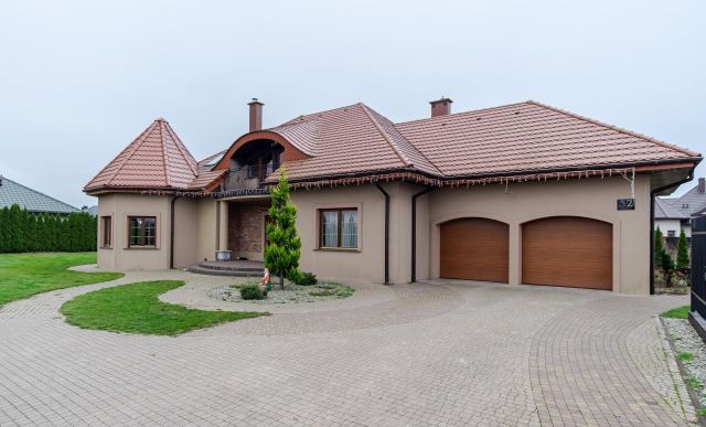 dom wolnostojący, 6 pokoi Płock Borowiczki-Parcele, ul. Parcele. Zdjęcie 1