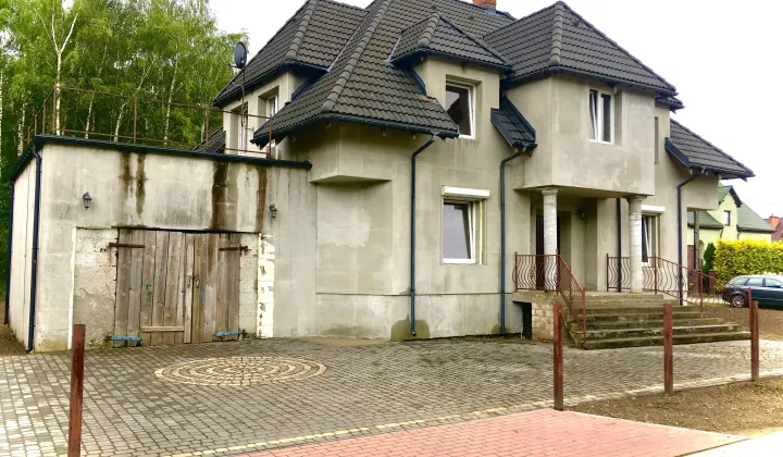 dom wolnostojący, 5 pokoi Laskowice, ul. ks. Franciszka Wilhelma Kubsza